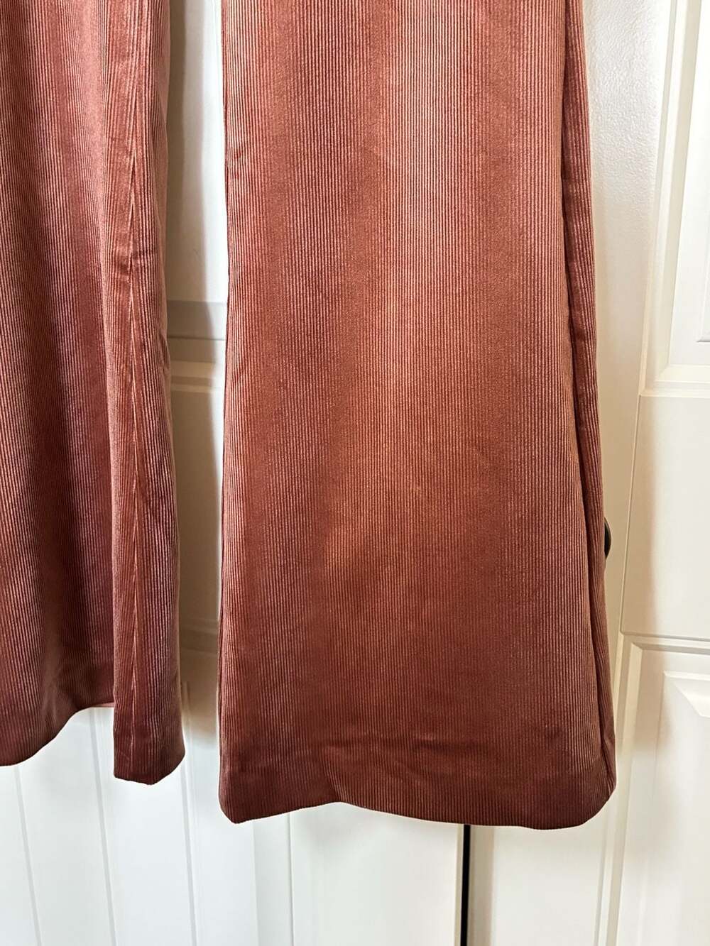 EXPRESS Brown Corduroy High Waisted Flare Leg Pants NWT - Picture 2 of 6